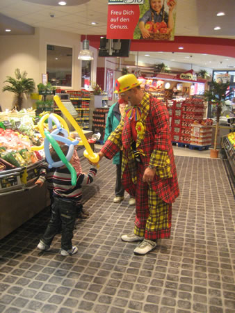 Nico als Clown 4